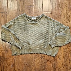 Double Zero Cropped Sweater Size Large
